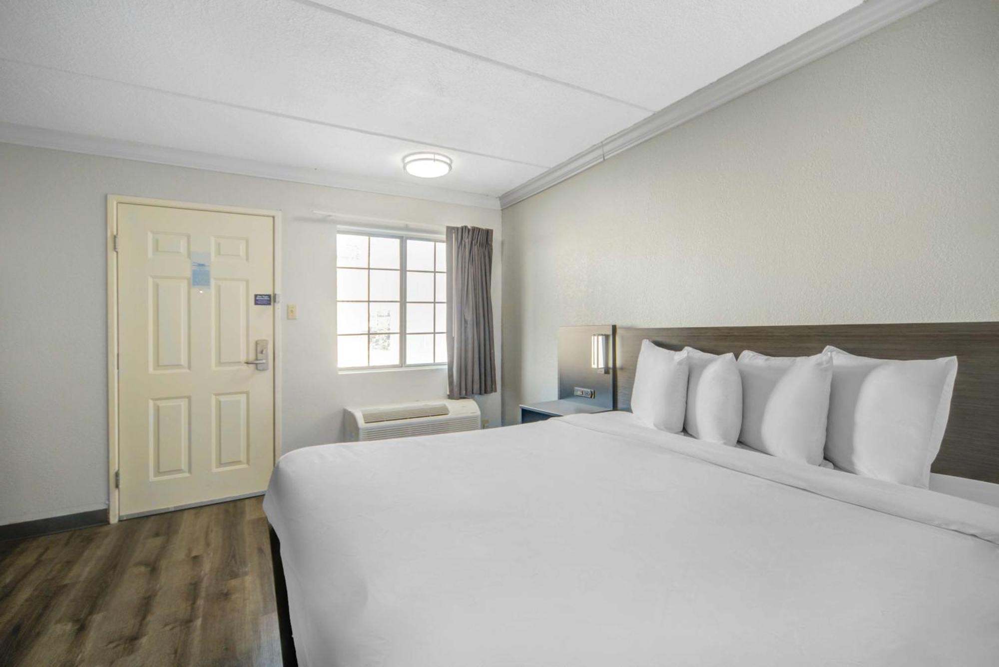 Motel 6 San Antonio, Tx I-35 North Corridor Eksteriør billede